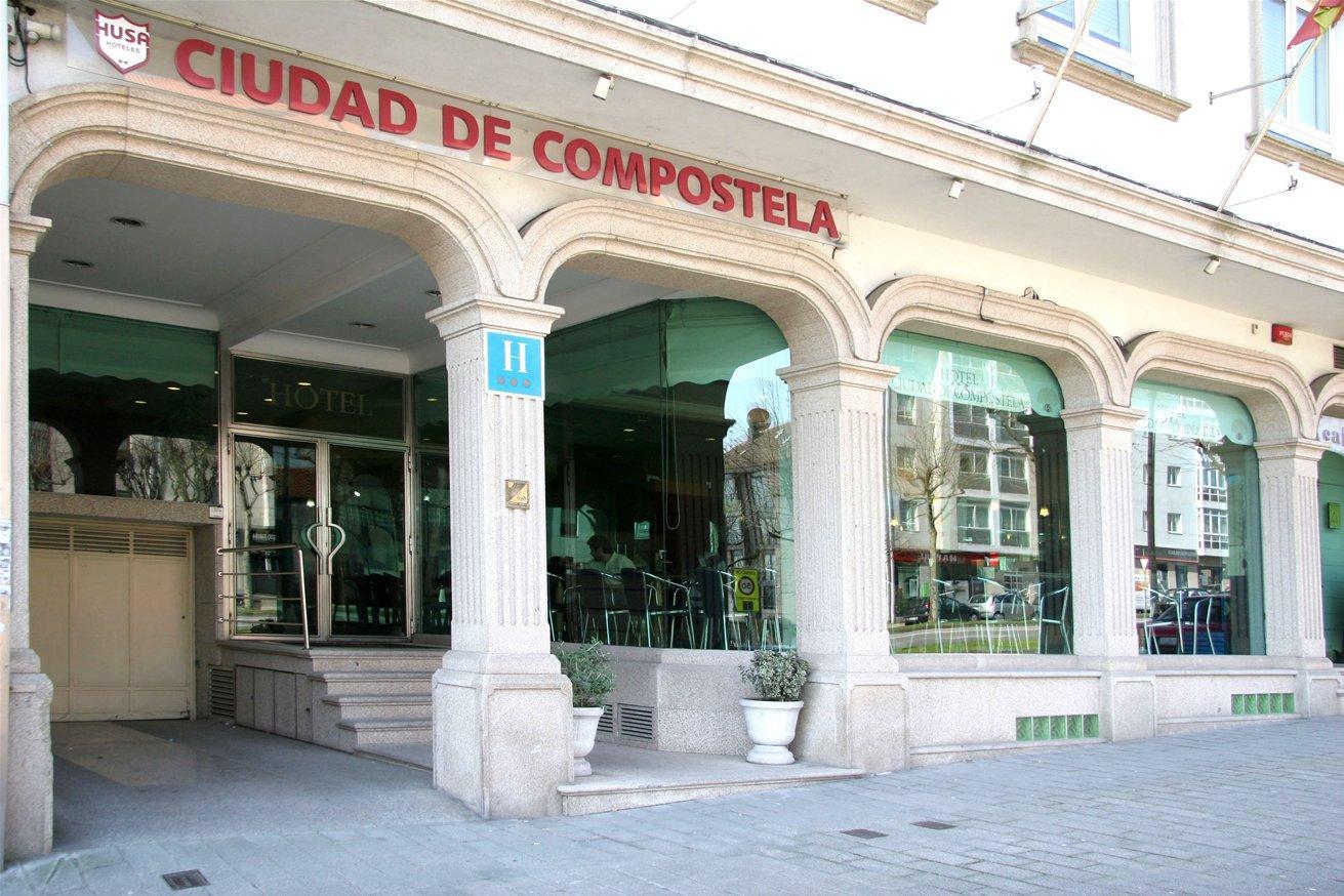 Hotel Ciudad De Compostela サンティアゴ・デ・コンポステーラ エクステリア 写真